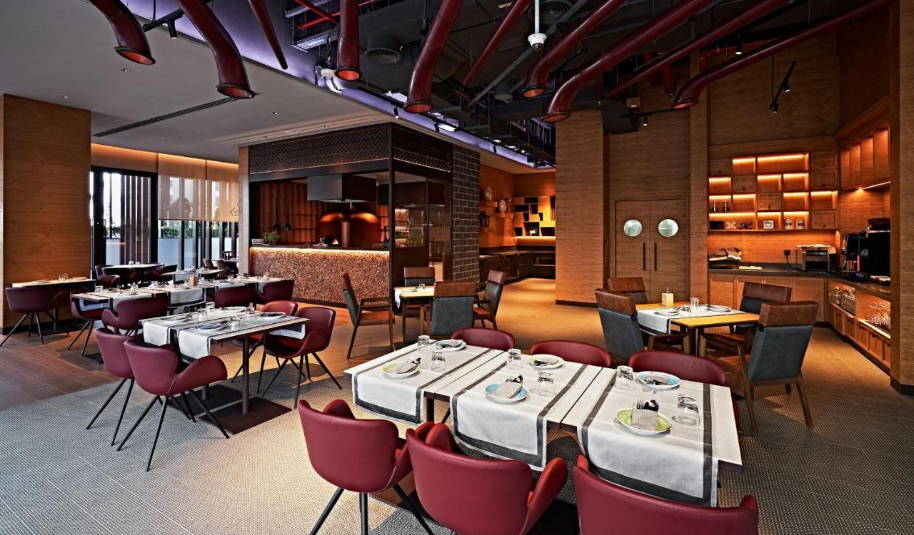 Revier Hotel Dubai Esterno foto